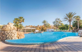 Cozy Apartment In Roquetas De Mar With Wifi